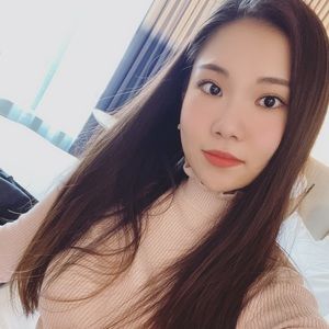 Meet your Posher, Quynh